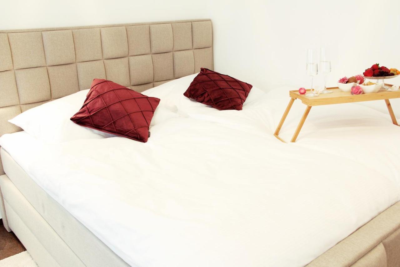 Secret Hideaways Cozystudio Superior Apartments Mit Wifi L 450M Bis Uni L Messe L Flughafen L Zoo Duisburg Exterior foto